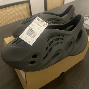 Yeezy Foam Runner Onyx